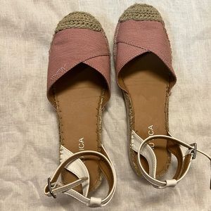 Nautica Women's Pink Espadrilles White Ankle Strap Closed Toe